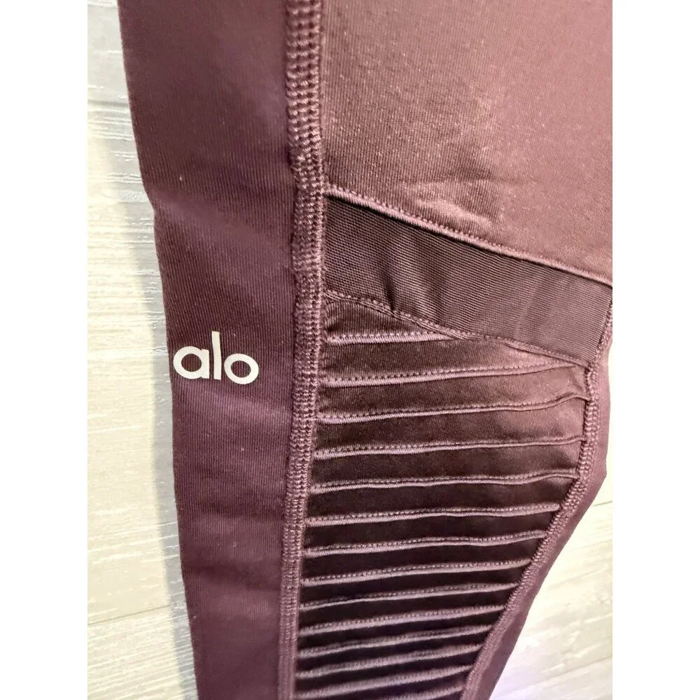Alo yoga High-Waist Moto‎ Leggings L Plum Ribbed Mesh Panels Womens Activewear